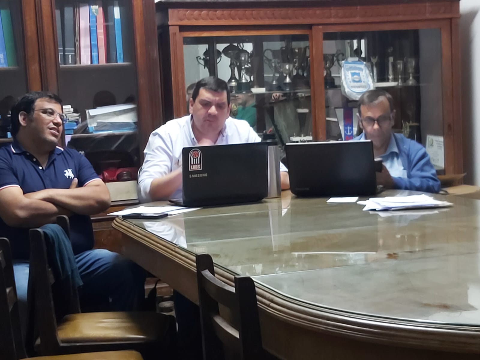 Reunión del Consejo Directivo de la LRBS: resoluciones, notas de los clubes y calendario de Primera División